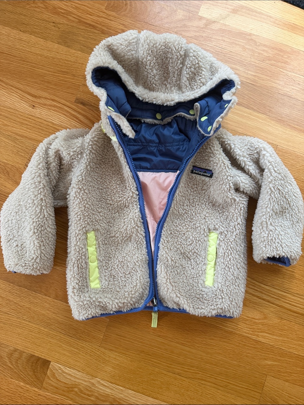 Patagonia Kids Cream Sherpa Jacket Reversable